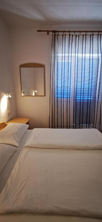 Pansion Jakas Zavala Extérieur photo
